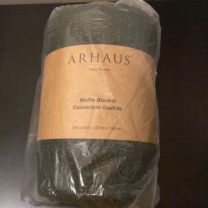 COPY - ARHAUS Green Waffle Knit Blanket NEW